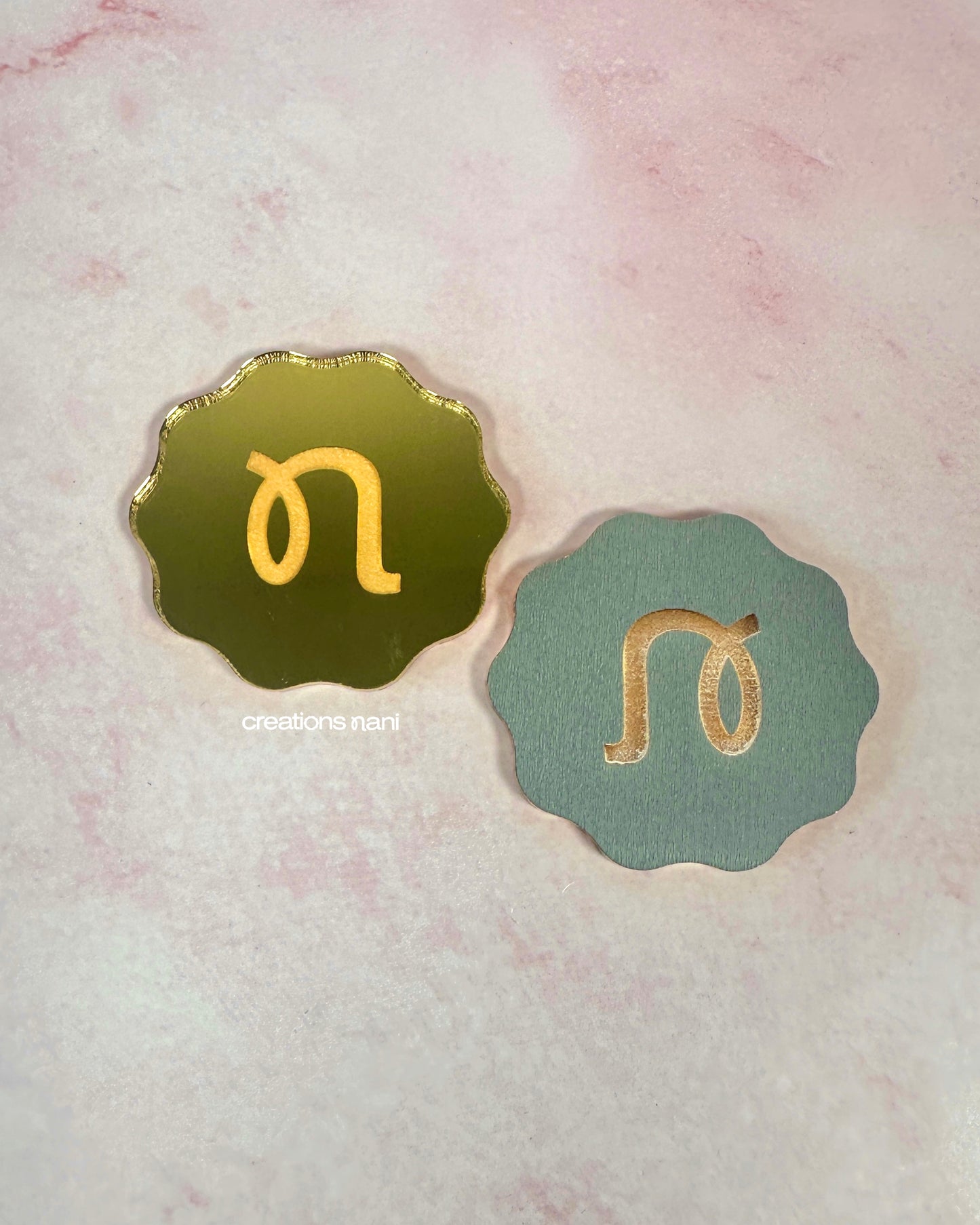 Metallic acrylic charms - Cut + Engraving