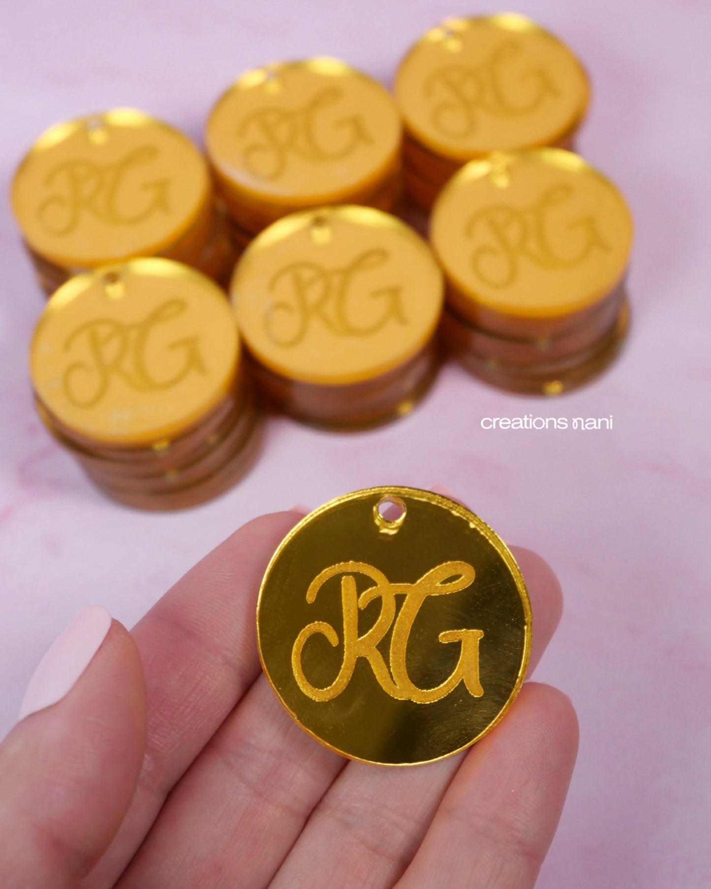 Metallic acrylic charms - Cut + Engraving