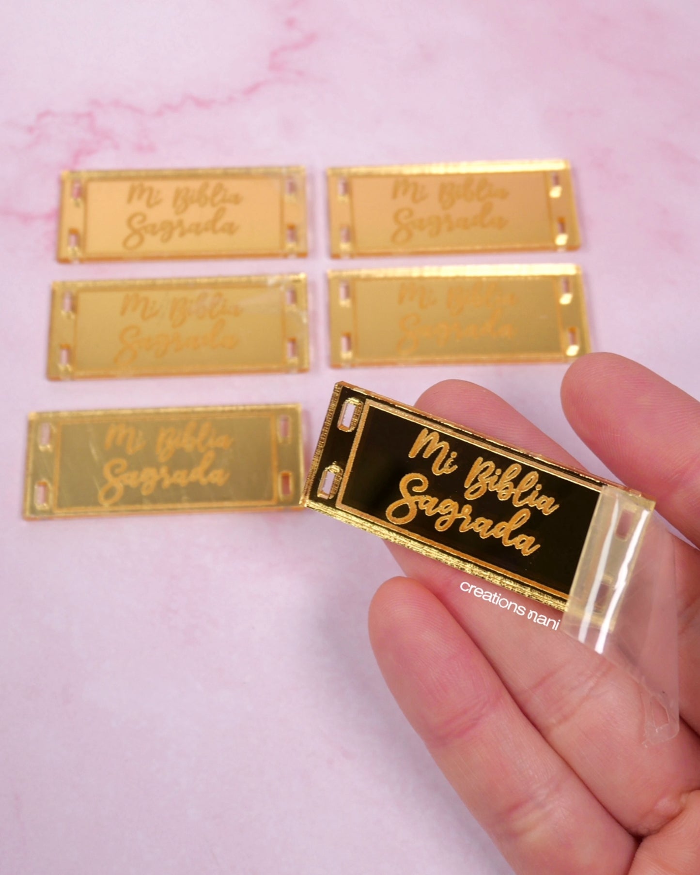 Metallic acrylic charms - Cut + Engraving