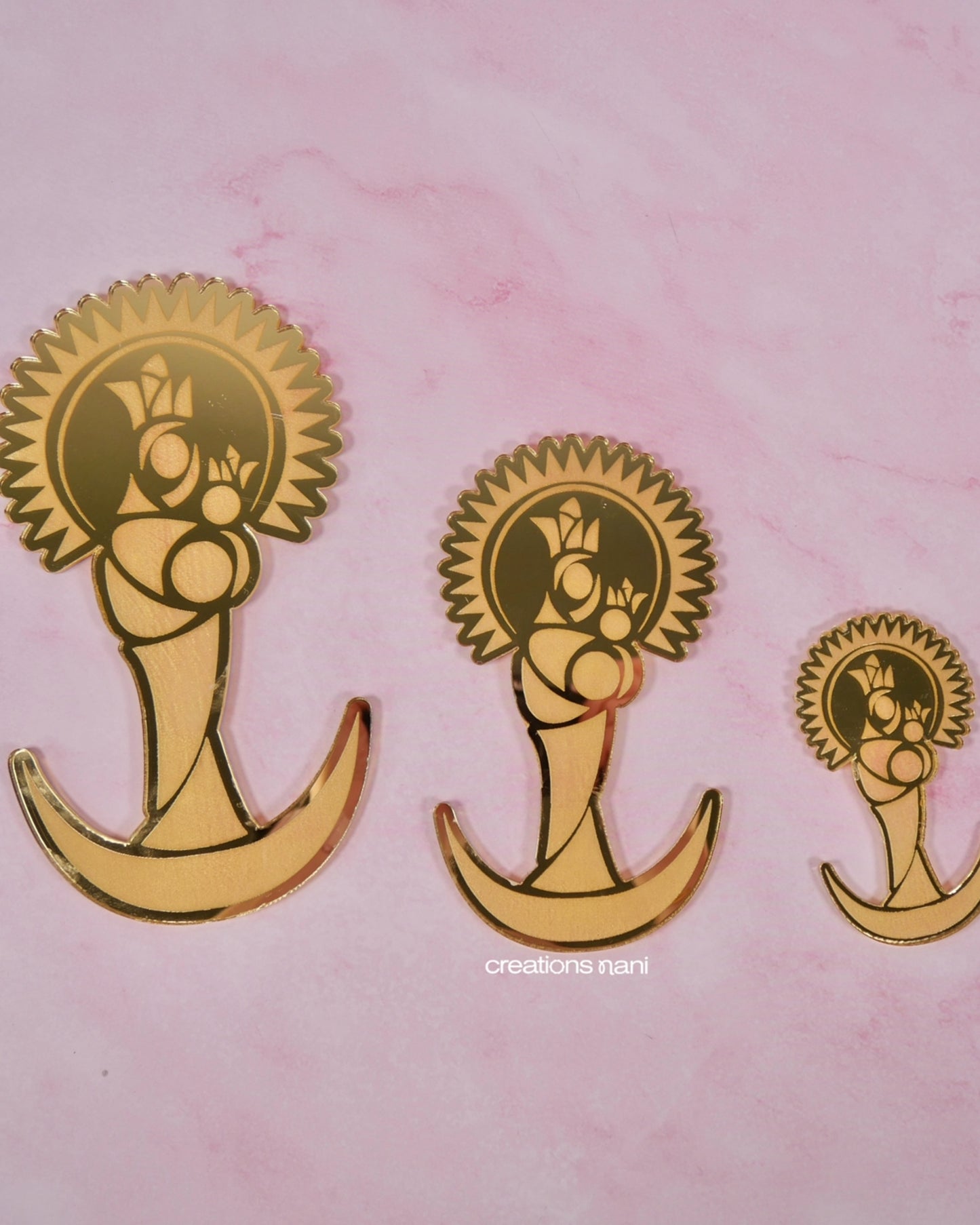 Metallic acrylic charms - Cut + Engraving