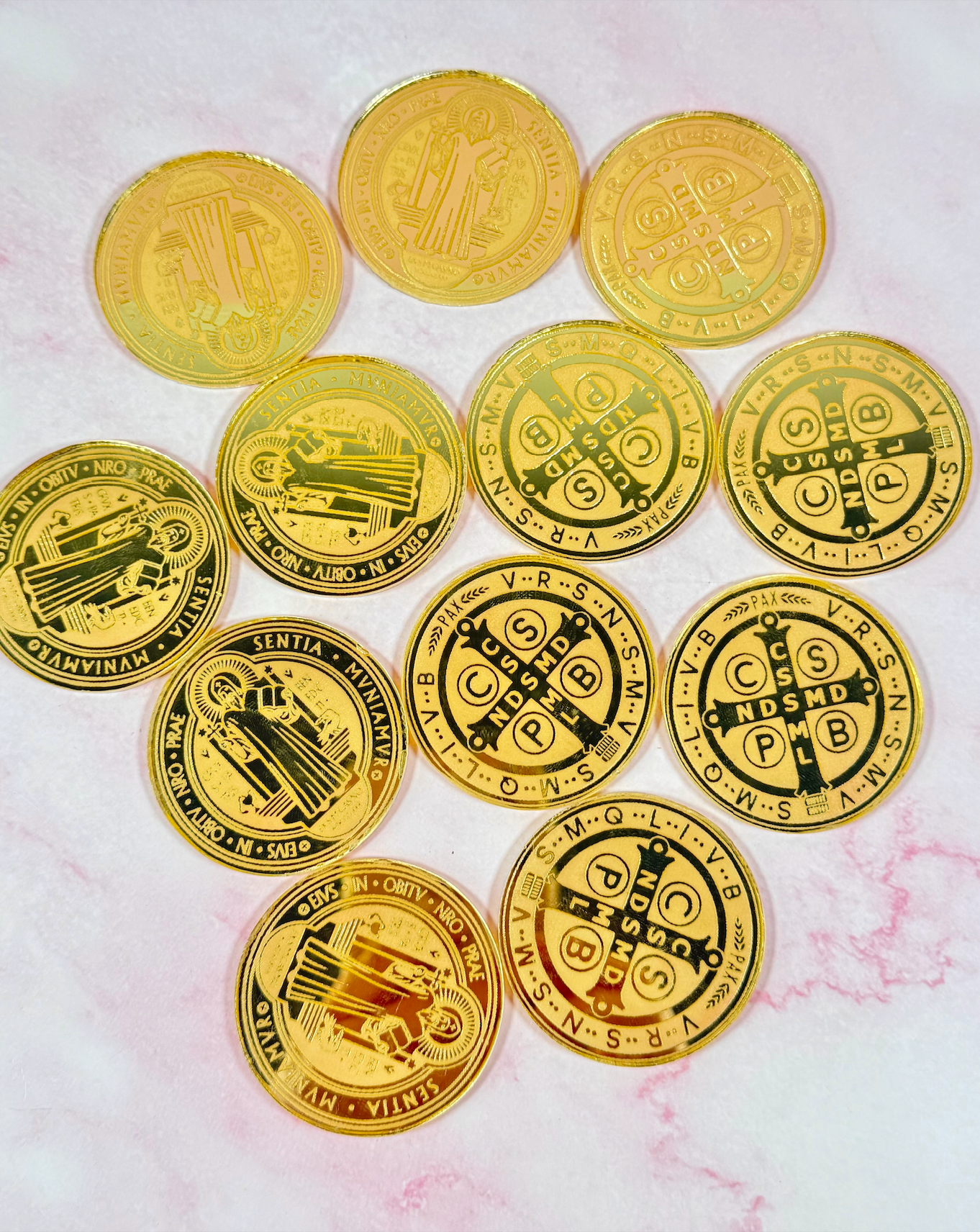 Metallic acrylic charms - Cut + Engraving