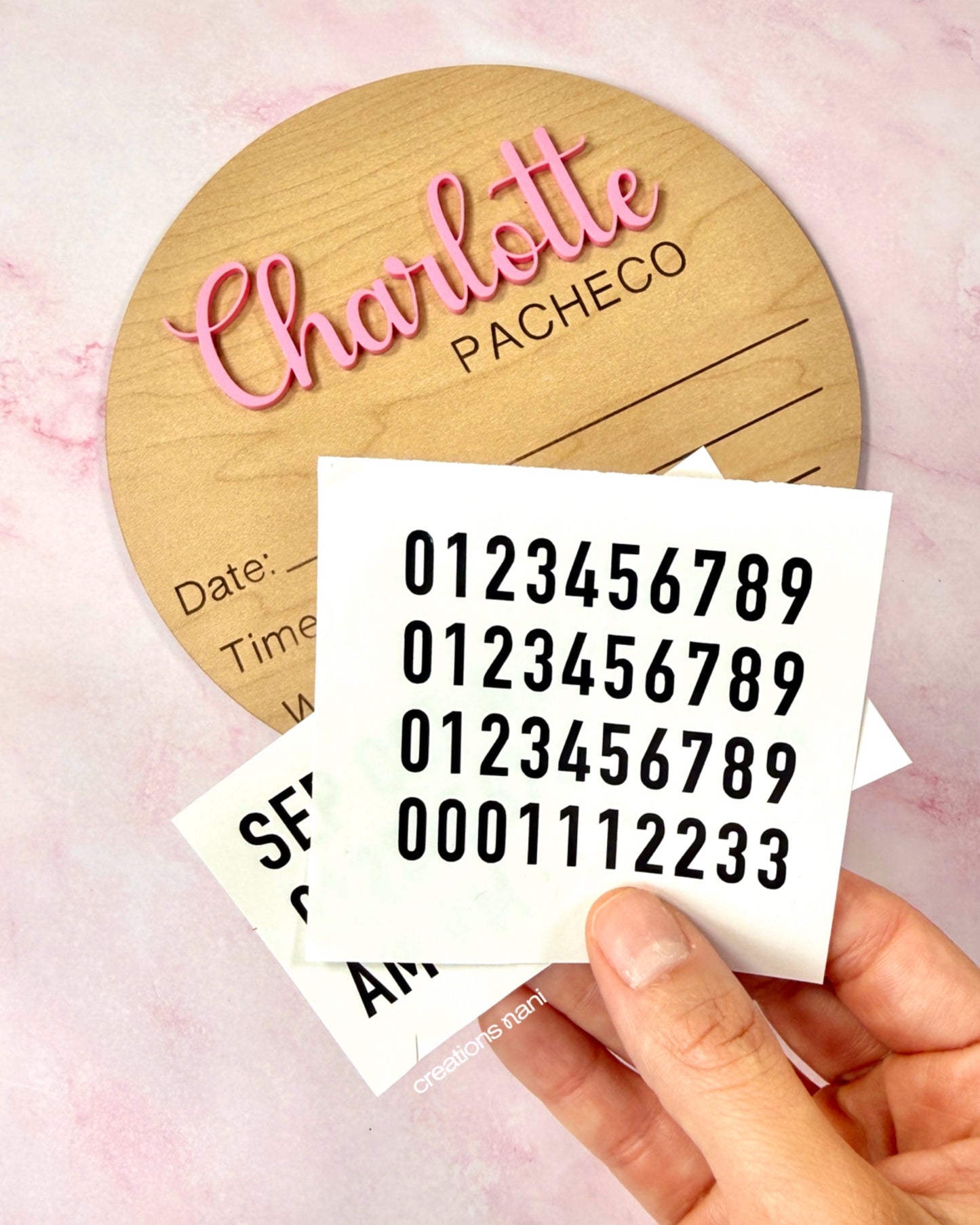 Wood Name Announcement Signs (Circle)