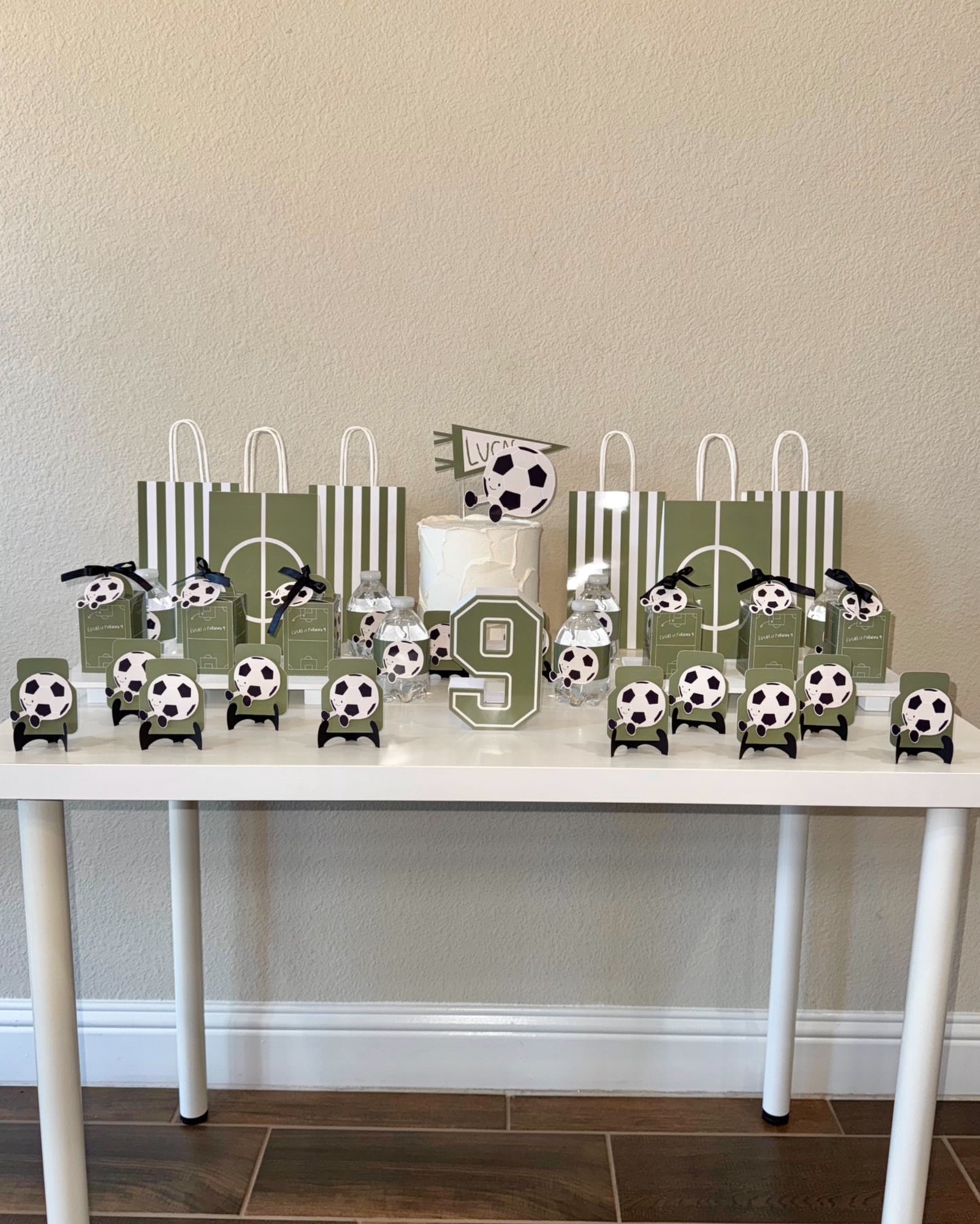 Party Box - Printed - 12 Kids
