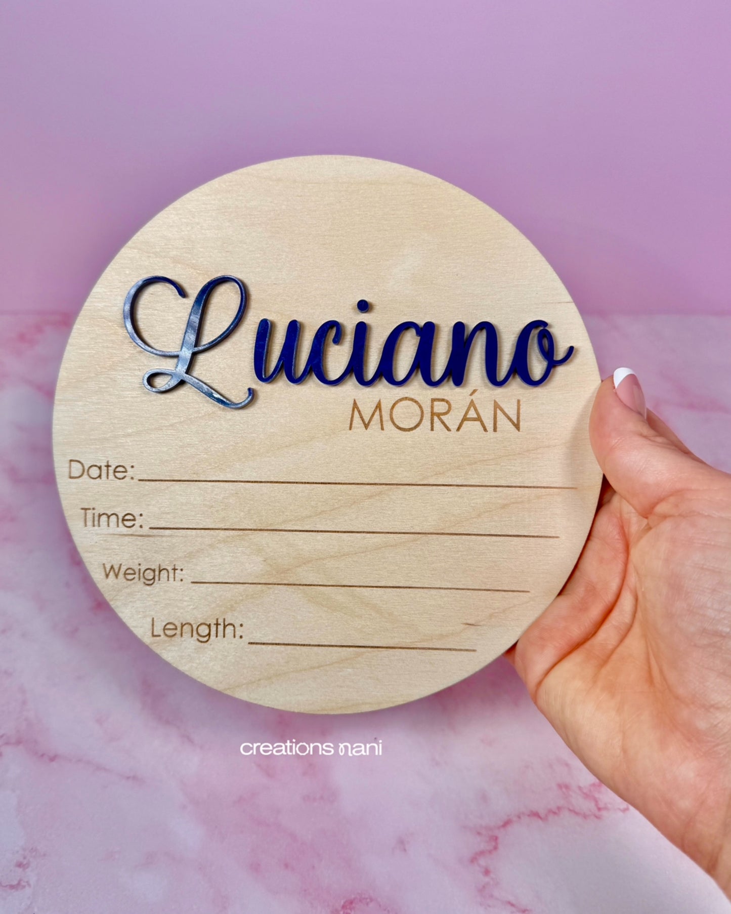Wood Name Announcement Signs (Circle)